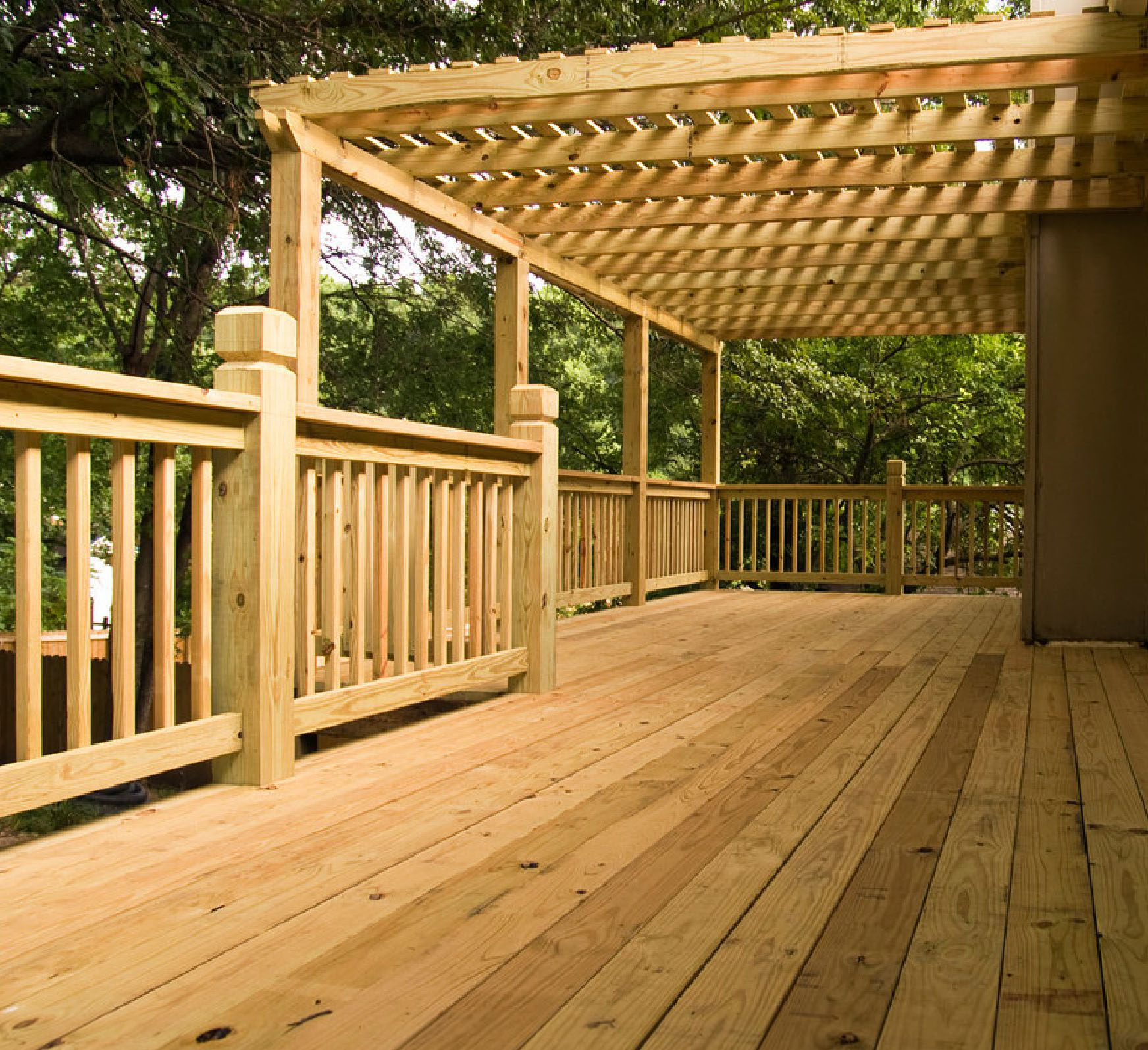 Treated Lumber - Nederland